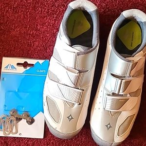 Specialized Body Geometry Spinning shoes, lightly used